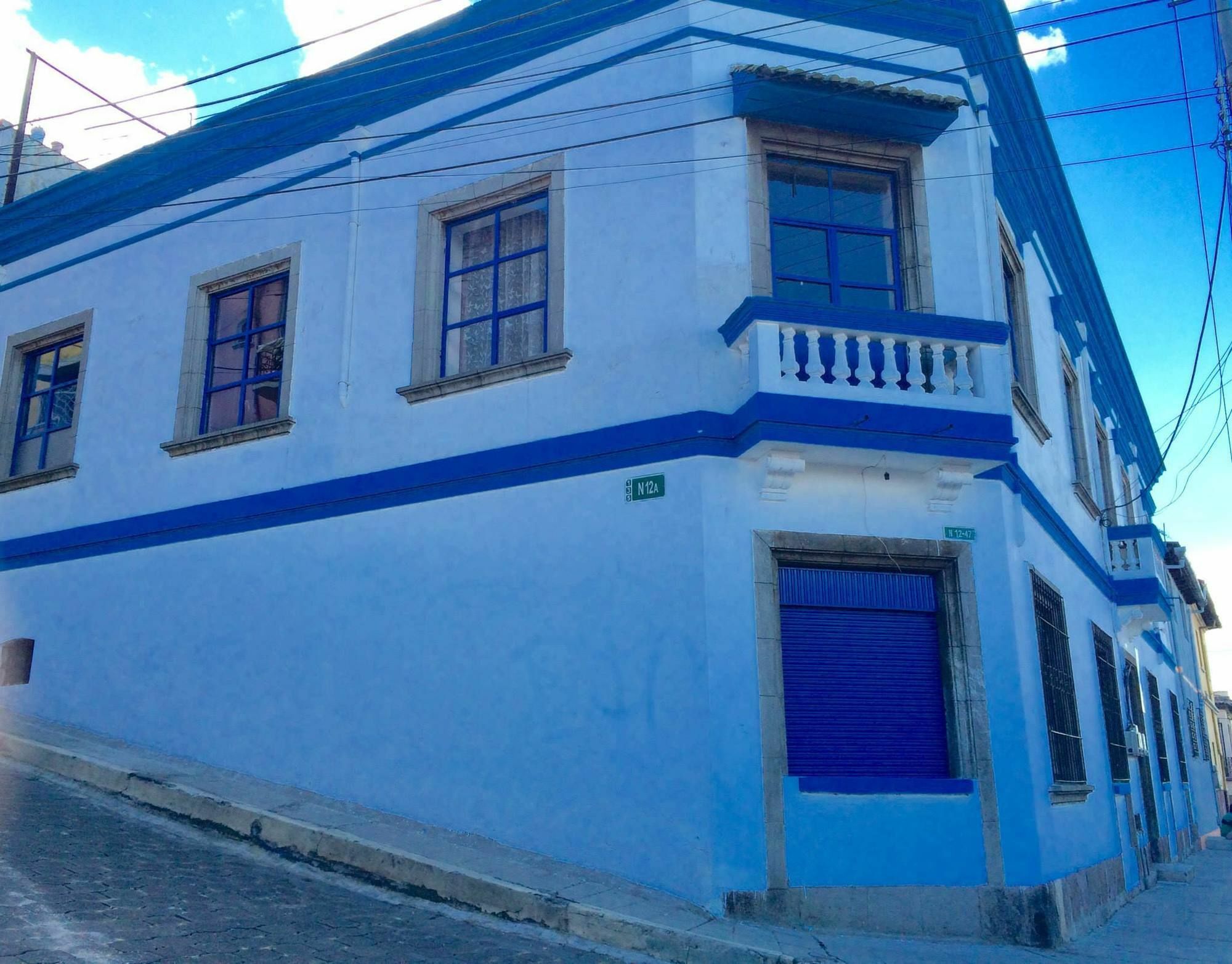 Hotel Blue Door Housing Historic Quito Esterno foto